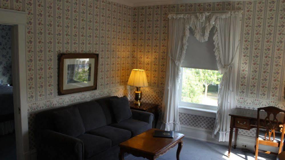 Fredonia White Inn מראה חיצוני תמונה