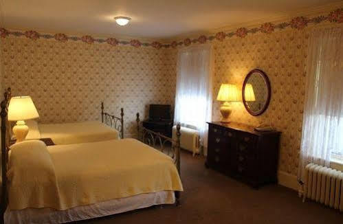 Fredonia White Inn מראה חיצוני תמונה